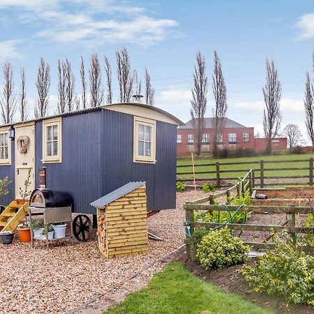 Villa The Lambing Shed Ryhill Exterior foto